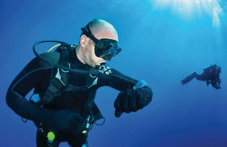 How Divers Can Recognize Early Signs of Decompression Sickness 