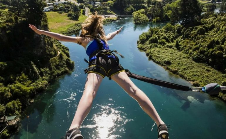 From Terrified to Thrilled: My Bungee Jumping Adventure Shared on Reddit