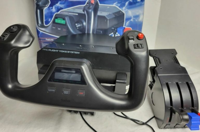 Logitech G Saitek Pro Flight Multi Panel: The Ultimate Tool for Virtual Pilots