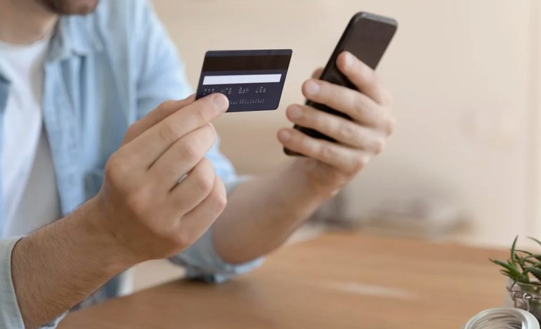 Key Differences Between Business and Consumer Credit Cards