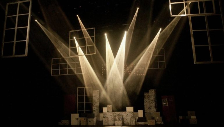Can You Become a Theatre Lighting Designer Without College Degree and Still Succeed