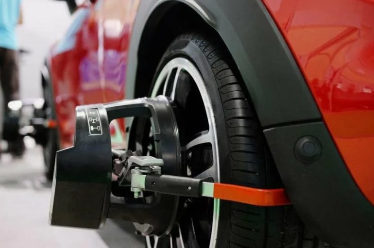How Tire Balance and Wheel Alignment Impact Your Driving Experience
