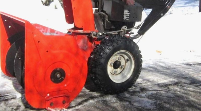 Can Ariens snowblower tires fit on Toro models