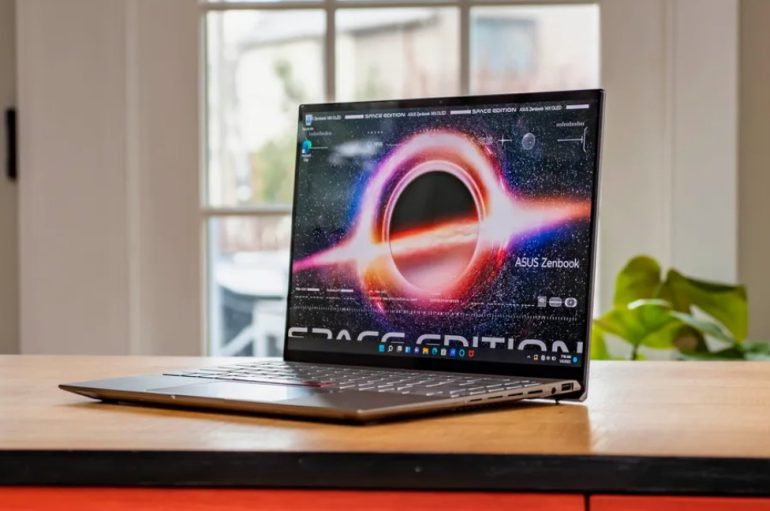 Asus Zenbook 14 OLED Space Edition Review: A Laptop from Another Galaxy